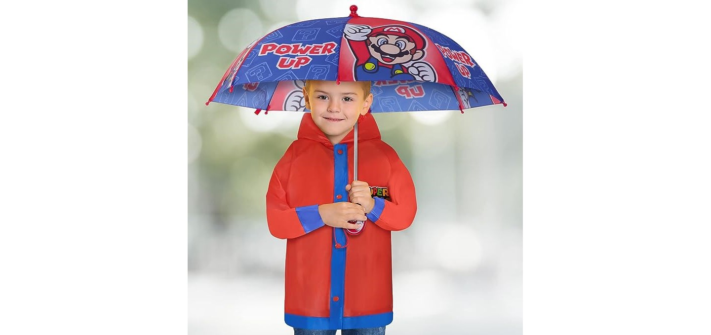 Super Mario Boy's Umbrella and Raincoat Set, Kids Ages 6-7 — фото 2
