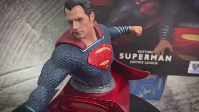 Warner Bros Justice League Series-Superman (Bust), 2 of 8, play video