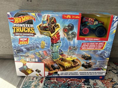 Hot Wheels Monster Trucks Arena Smashers Demo Derby Car Jump Challenge