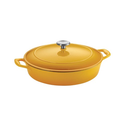 Le Creuset vs. Tramontina Dutch Ovens (Which Are Better