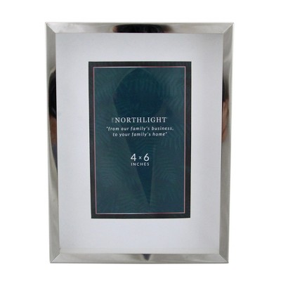 Northlight 8" Contemporary Rectangular 4" x 6" Photo Picture Frame - Silver and Clear