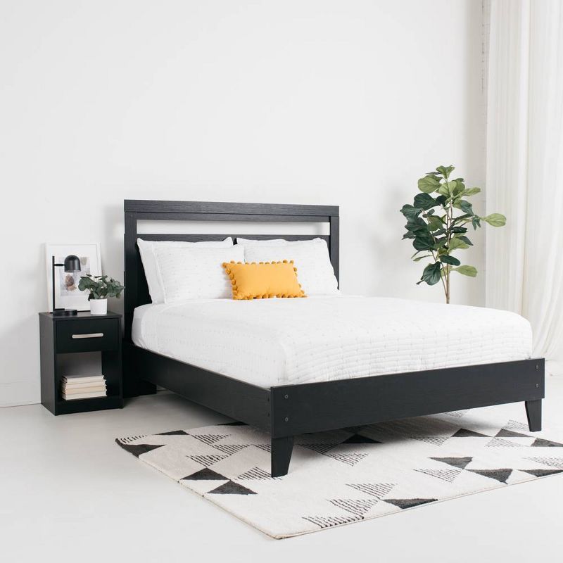 Queen Finch Platform Bed Black - Signature Design by Ashley, 3 of 12