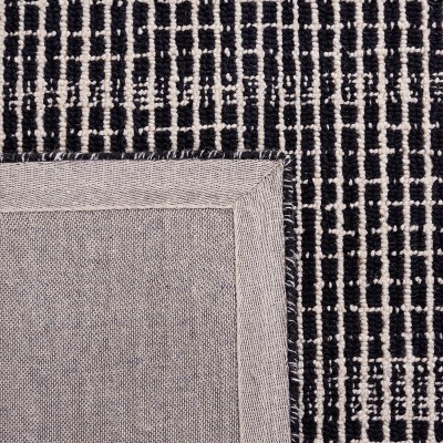 Handmade Black Abstract Wool 4' x 6' Tufted Area Rug