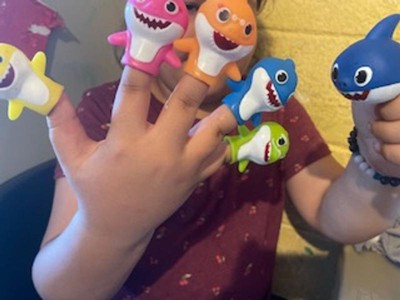 Pinkfong Baby Shark Bath Finger Puppets : Target