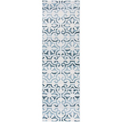 Isabella ISA956 Power Loomed Rugs - Safavieh