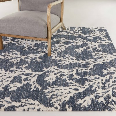 Navy and White Synthetic Coastal Coral Area Rug, 5'3" x 7'