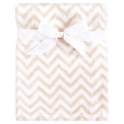 Hudson Baby Infant Silky Plush Blanket, Tan Chevron, 30x40 inches