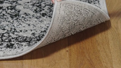 Ivory and Sage Oriental Distressed Runner Rug - Easy Care, 2'1" x 6'