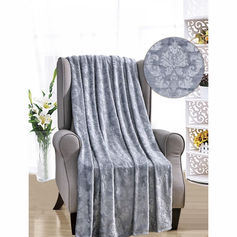Super Comfy and Cozy Versaile 50" X 60" Microplush Throw, 3 of 4