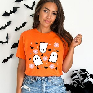 Simply Sage Market Women's Ghost Flower Short Sleeve Graphic Tee - 1 of 3
