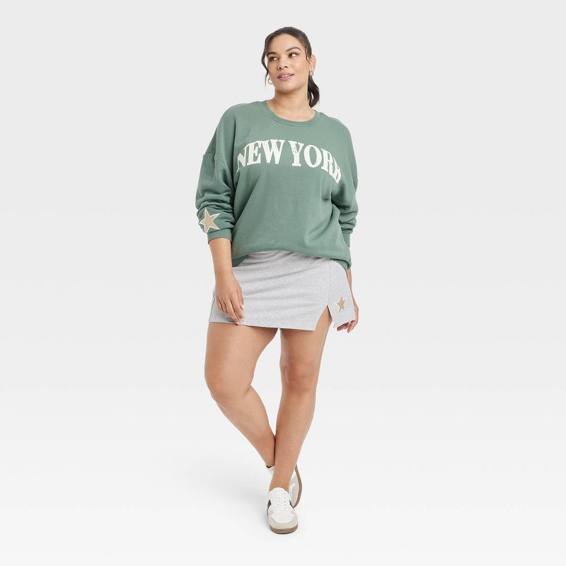 Women's New York Graphic Sweatshirt - Green, 3 of 4