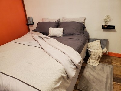 Guest review image 1 of 2, zoom in