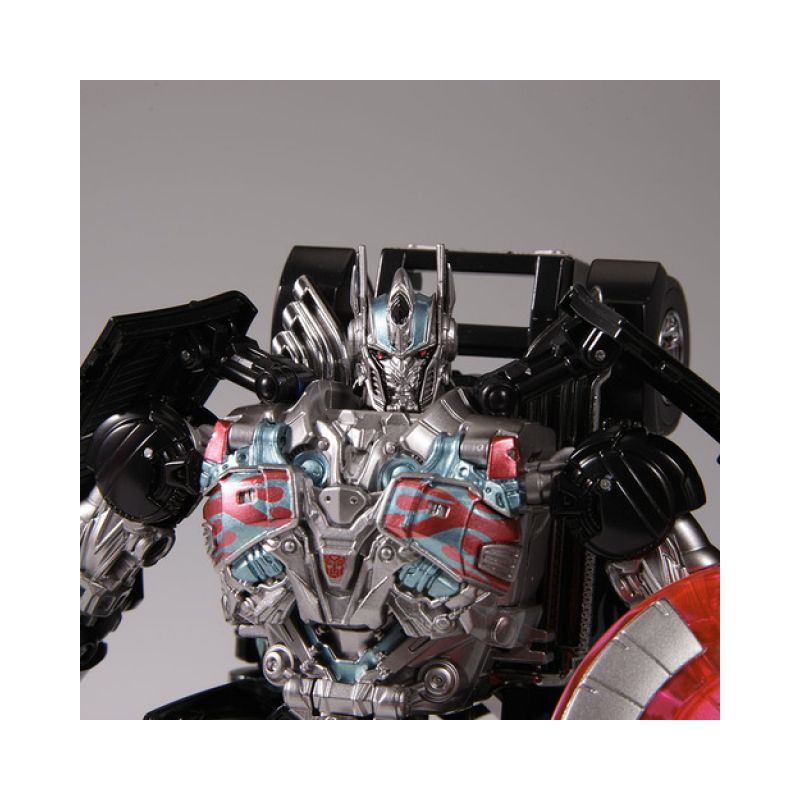 AD-31EX Black Knight Optimus Prime Exclusive | Transformers Age of Extinction Lost Age Action figures, 2 of 7