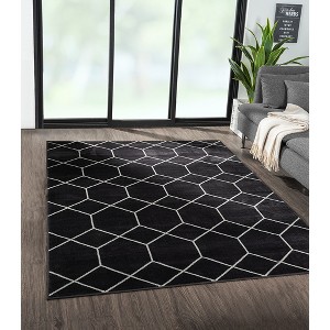 Gulches Trellis Geometric Woven Area Rug: Modern Elegance for Every Room - 1 of 4