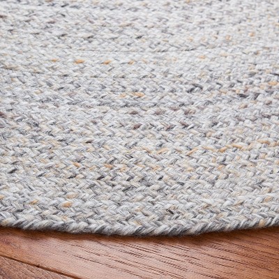 Gray Round Braided Handmade Synthetic Reversible Rug, 7 ft