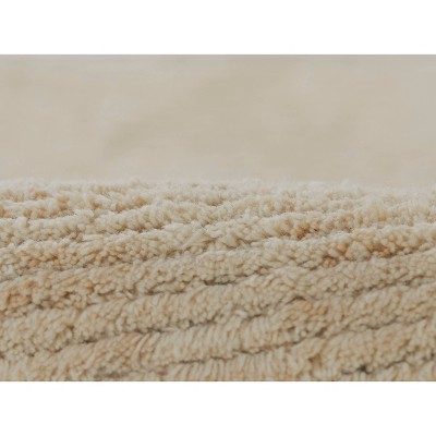 Ivory Hand-Tufted Wool Rug with Cotton Backing, 8x10