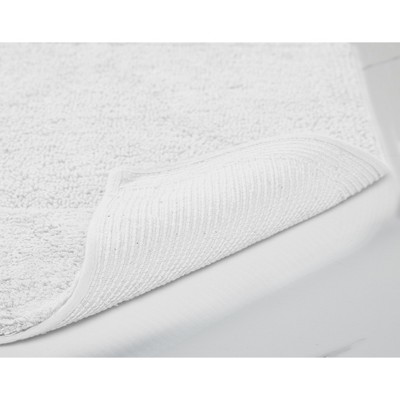 Granada White Cotton Oval Bath Rug 18" x 20"