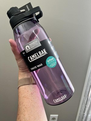 CamelBak Chute Mag BPA Free Water Bottle with Tritan Renew 32 Oz Clear