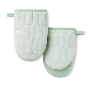 MARTHA STEWART Honeycomb Quilted Chambray Mini Oven Mitt 2-Pack Set - 1 of 4