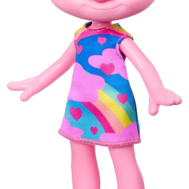 DreamWorks Trolls Band Together Trendsettin Queen Poppy Fashion Doll Toys Inspired by the Movie, 4 of 8
