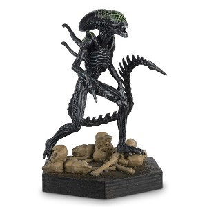 Eaglemoss Limited Alien & Predator 1:16 Figure Collection | #18 AVP Grid Xenomorph - 1 of 4