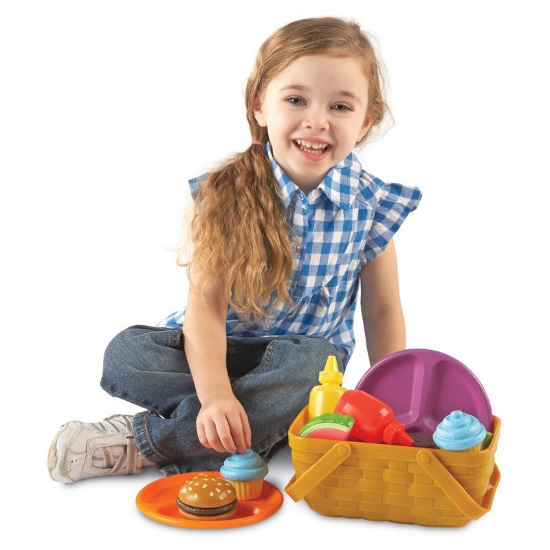 Learning Resources New Sprouts Picnic Set, 15-Piece, Ages 18mos+, 5 of 7