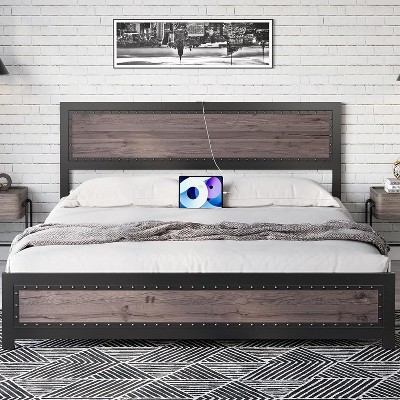 gray wood grain
