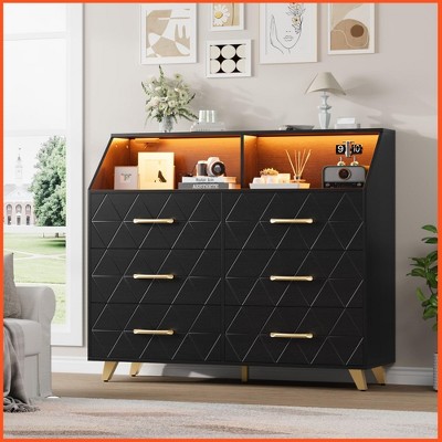 Homhougo Modern 6-Drawer Dresser with LED Lights & Charging Station - Triangle Pattern, Gold Legs Black