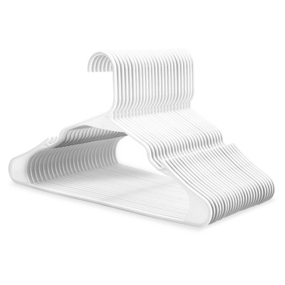 HOUSE DAY Heavy Duty Plastic Notched Hangers White 60 Pack
