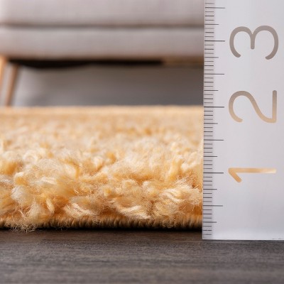 Sunny Bliss 63" Round Solid Yellow Shag Area Rug