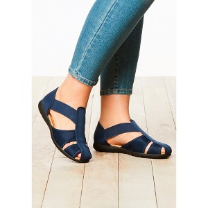 Comfortview The Cheryl Flat (Wide Widths Available) - 1 of 4