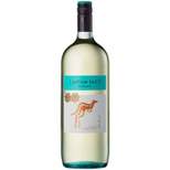 Yellow Tail Moscato White Wine - 1.5L Bottle