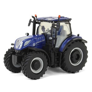 ERTL 1/64 New Holland T7.270 Blue Power Tractor Prestige Collection 61016 - 1 of 4