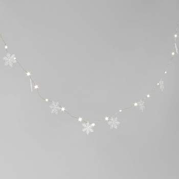 30ct LED Battery Operated Silver Glitter Snowflake Dewdrop Christmas Novelty String Lights Warm White Silver Wire - Wondershop™