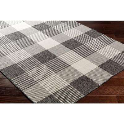 Jarad Black and Cream 5'3" x 7' Woven Indoor/Outdoor Area Rug