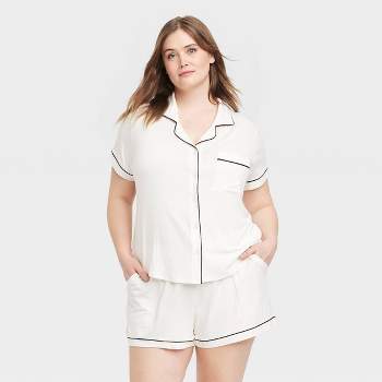 Women's Beautifully Soft Short Sleeve Notch Collar Top and Shorts Pajama Set - Stars Above™ White 4X