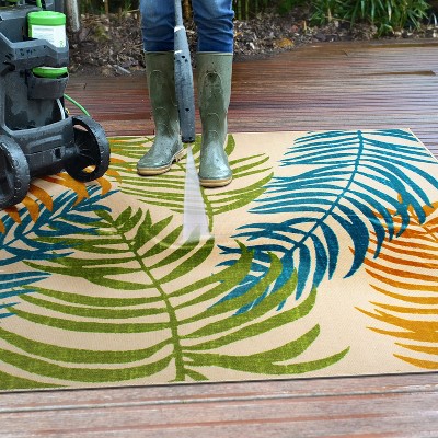 Multicolor Floral Synthetic Flatwoven 5' x 7' Indoor/Outdoor Rug