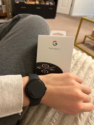 Google Pixel Watch 2 Gold with Lichen Green Strap