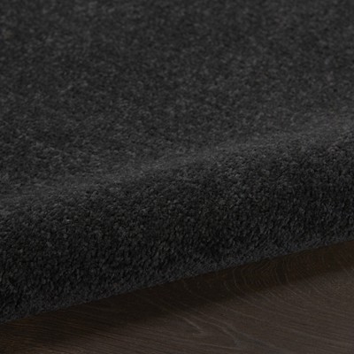 Sleek Essentials Black Synthetic Indoor/Outdoor Area Rug