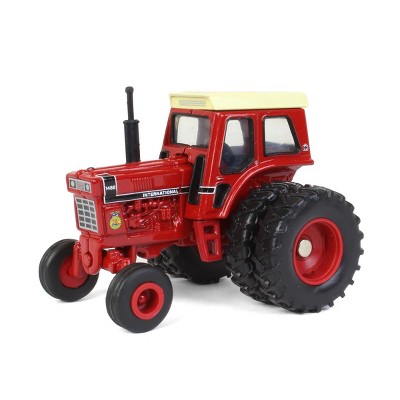 1/64 International Harvester 1466 Black Stripe Wide Front with FFA Logo, ZFN44276