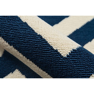 Nautical Luxe Blue Outdoor Chevron Runner Rug 27" x 6"
