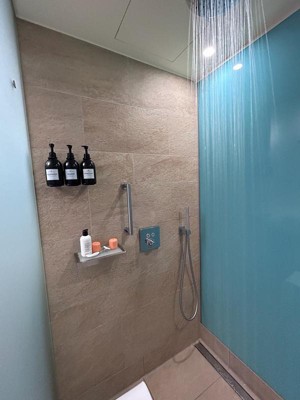 Guest review image 2 of 2, zoom in