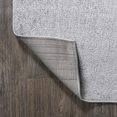 Light Gray Solid Synthetic Low-Pile Runner Rug