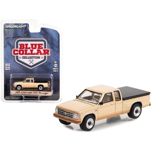 1983 Chevrolet S-10 Durango Truck Tan w/Brown Stripes and Black Bed Cover  1/64 Diecast Model Car by Greenlight