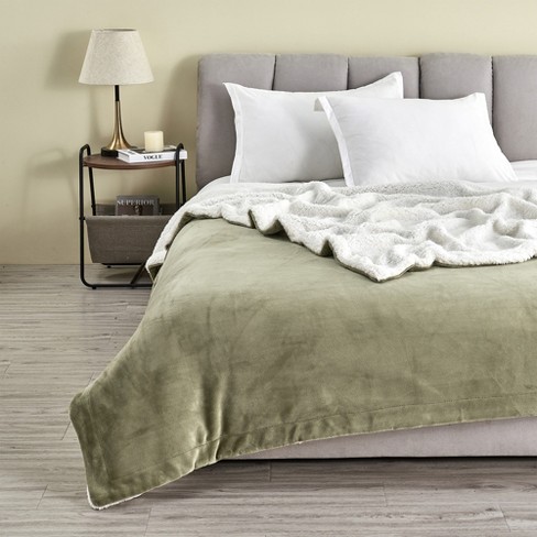 Velvet Plush Soft Fleece Reversible Throw Warm and Comfortable Bed Blanket Great Bay Home King Loden Green