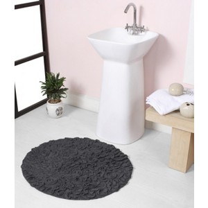 Bell Flower Collection Cotton Floral Pattern Tufted Bath Rug - Home Weavers - 1 of 4