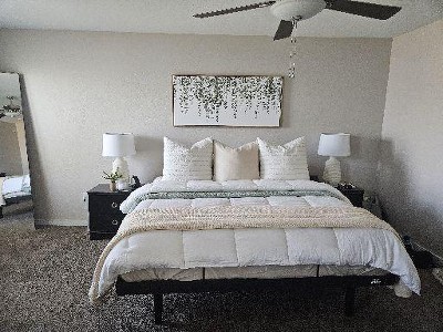 Guest review image 2 of 3, zoom in