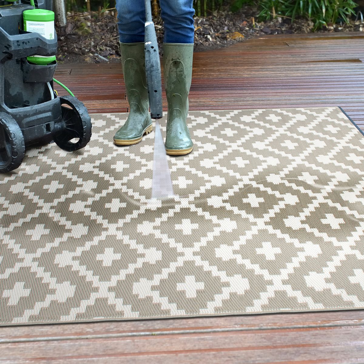 World Rug Gallery Trellis Geometric Reversible Plastic Indoor and Outdoor Picnic Mat, Camping Rug, RV Rug:  Quick Dry,  UV Protection - thumbnail 10