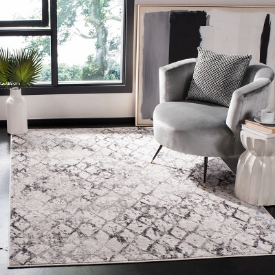 Modish Gray Rectangular Hand-Knotted Area Rug, 5'3" x 7'6"