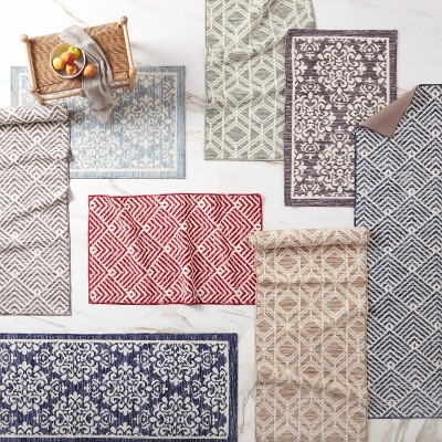 Beige Tufted Medallion Washable Rectangular Rug 24" x 40"